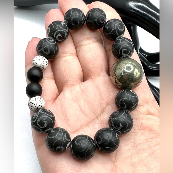 PYRITE + ONYX STONES NATURAL BRACELET size 8” - Picture 6 of 8